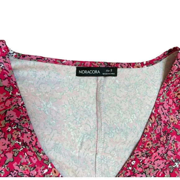 NoraCora Women's Pink Floral V-Neck Shirt Dress Size Small Trumpet Sleeve - Picture 3 of 11
